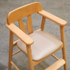 ≪zyt2484ジ≫ 美品 演漆 業務用ハイチェア キッズチェア 座面ベージュ レストラン/カフェ/ダイニング/おしゃれ/かわいい/中古家具/宮城県仙台市 71003-10の画像