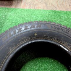 175/70/13冬2020年製造ブリヂストン　#705の画像