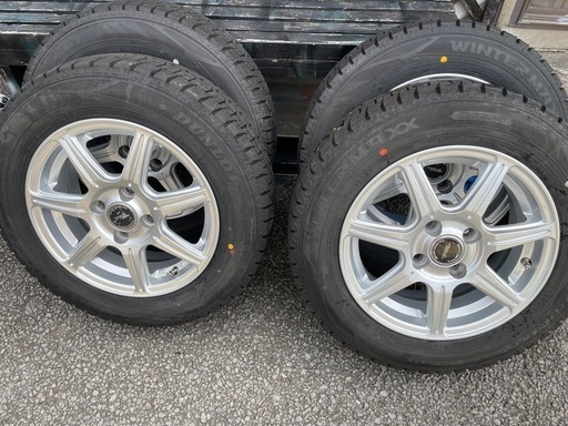 スタッドレス　ホイール付き　４本セット