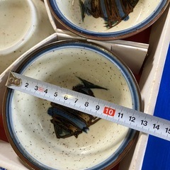 魚が描かれた小鉢の画像