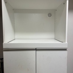 食器棚の画像