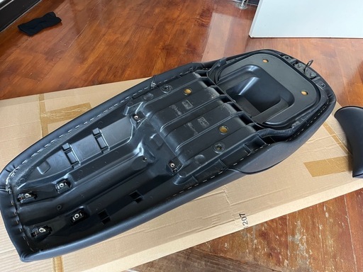YAMAHA マグザム純正シート