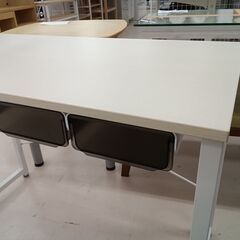 リユースのサカイ栃木店★ジモティ割あり★  机 ホワイト×ホワイトベージュ W95×D48×H73 クリーニング済み TC10972の画像