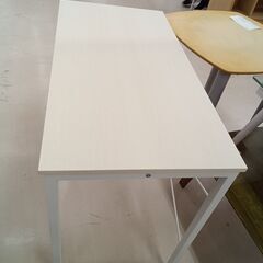 リユースのサカイ栃木店★ジモティ割あり★  机 ホワイト×ホワイトベージュ W95×D48×H73 クリーニング済み TC10972の画像