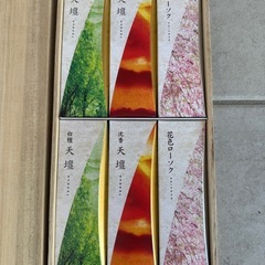 線香とロウソクの画像