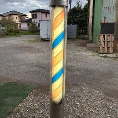 床屋さん　サインポール　くるくる回るの画像