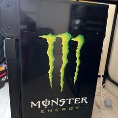 モンスターエナジー　冷蔵庫の画像