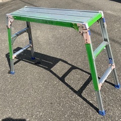 ハセガワ 伸縮式足場台 踏み台 DRS-1090 天板100×30cm の画像
