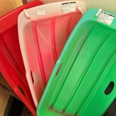 草スキー遊具の画像