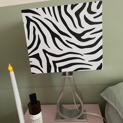 IKEA テーブルランプ　テーブルライト　2個せっセットの画像