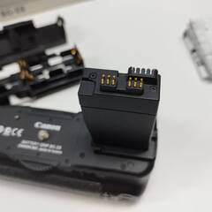 Canon BG-E8 バッテリーグリップ/4516B001の画像
