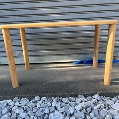 ナチュラル 木製 小さめの机の画像