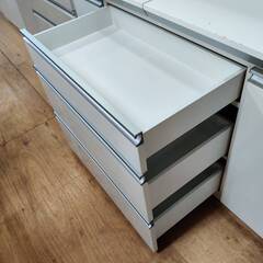 【愛品倶楽部柏店】シギヤマ家具工業 2枚スライド扉キッチンボード 幅140cmの画像