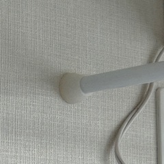 エアコンハンガー エアコン物干し竿 物干し竿 物干し ハンガー ポール 簡単取り付け 部屋干し エアコン 速乾 耐荷重5kg シリコンキャップカバー付き つっぱり棒の画像