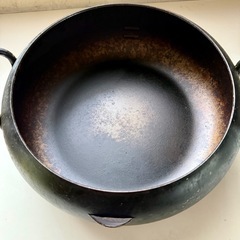 鉄鍋（揚げ物用）とキャノーラ油サラダアプリ900gセットの画像