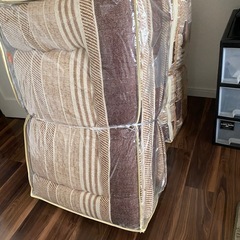 2組寝具3点セット上布団　敷布団　枕
の画像