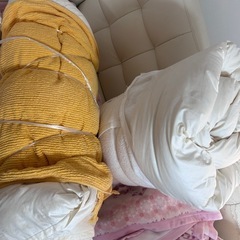 IKEAで買った羽毛布団の画像