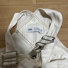 ZARA 子供服　さろぺサロペットの画像