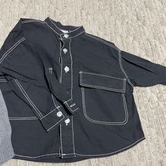 キッズベスト　シャツの画像