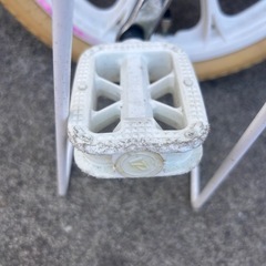 【値下げしました】一輪車 ピンク 子供用 16インチ ※スタンド・プロテクター付の画像