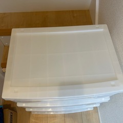 プラスチック　衣装ケースの画像