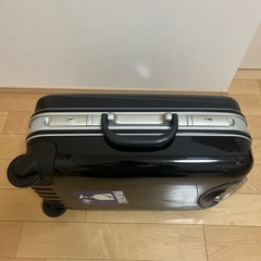 キャリーケース　スーツケースの画像