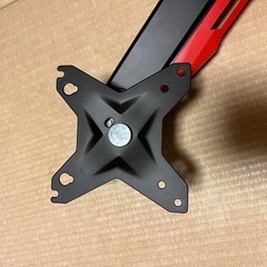pc モニターアーム　綺麗　パソコンの画像