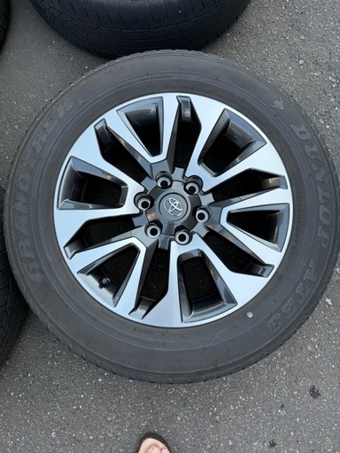 150プラド後期TZ-G純正19インチ　265/55r19