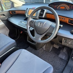 車検長い！綺麗！フリード Ｇ ジャストセレクション 8人乗り！全て込み22万円！の画像