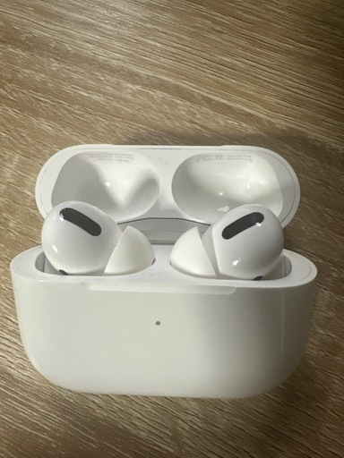 Apple AirPods Pro 第一世代