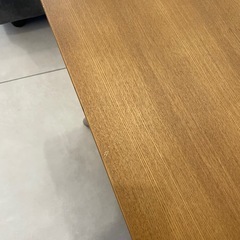 木製ローテーブルの画像