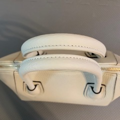 HAYNI シエナ　レザー ハンドバッグの画像
