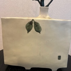 🌹モダン和風な花瓶　フェイク枝木付きの画像