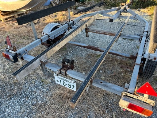 ボートトレーラー