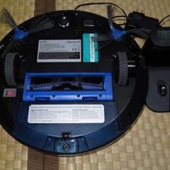 留守中に掃除が終わるロボット掃除機の画像