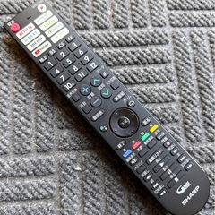 札幌引取り歓迎 美品 22年製 SHARP シャープ アクオス 4K対応 70V型液晶テレビ 4T-C70DN1 YouTube/Bluetooth対応の画像