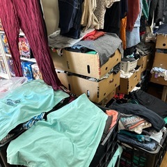 お洋服　大量にありますの画像