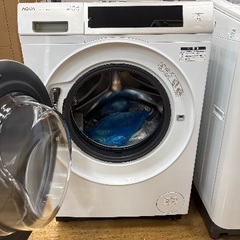【安心の1年保証】AQUAのドラム式洗濯乾燥機の画像