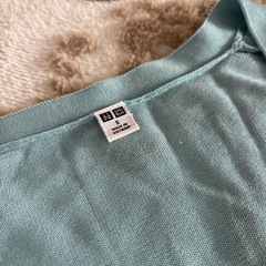 UNIQLO ユニクロ　Vネック　カーディガン　Sの画像