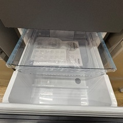 【安心の1年保証】AQUAの3ドア冷蔵庫の画像