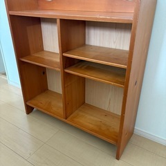 木製本棚の画像