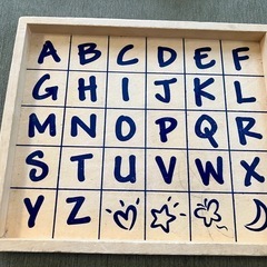 知育玩具　英語の積木ボードの画像
