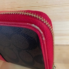 ＣＯＡＣＨ　ロゴ入りレザー財布の画像