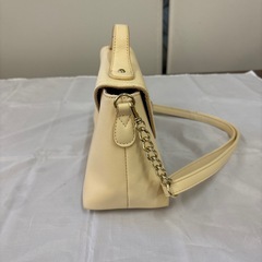 美品grove ベージュ ショルダーバッグ 合成皮革中古品の画像