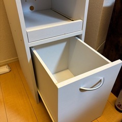 食器棚の画像