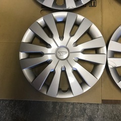 ダイハツ ムーヴ 14インチ 純正ホイールキャップ 中古 ４枚の画像