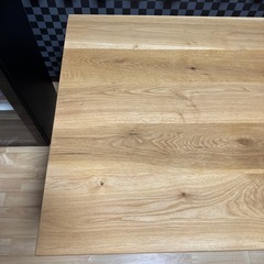 オークダイニングテーブルの画像