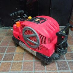 マックス 1250EⅡ コンプレッサー【市川行徳店】【店頭取引限定】【ジャンク】※上部の高圧エアチャックは機能しておりません/多少エア漏れがある為、ジャンク品となります。管理番号：ITPK7CBNSPIOの画像