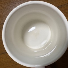 ピンクに縞模様みたいなマグカップの画像