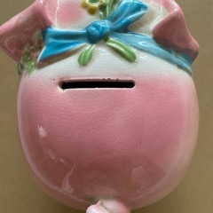 ブタの貯金箱の画像